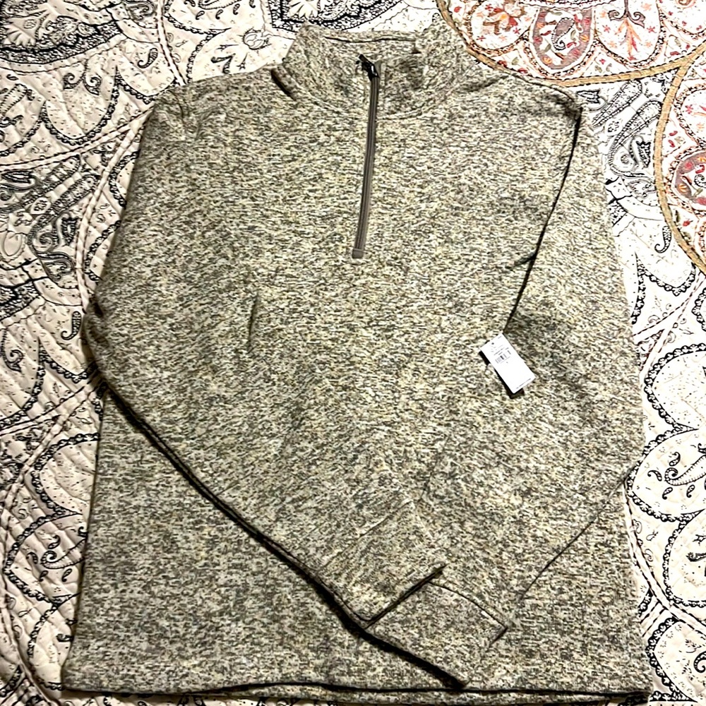 Men’s Old Navy Fleece Pull Over. Cream and brown heathered. Size large BNWT